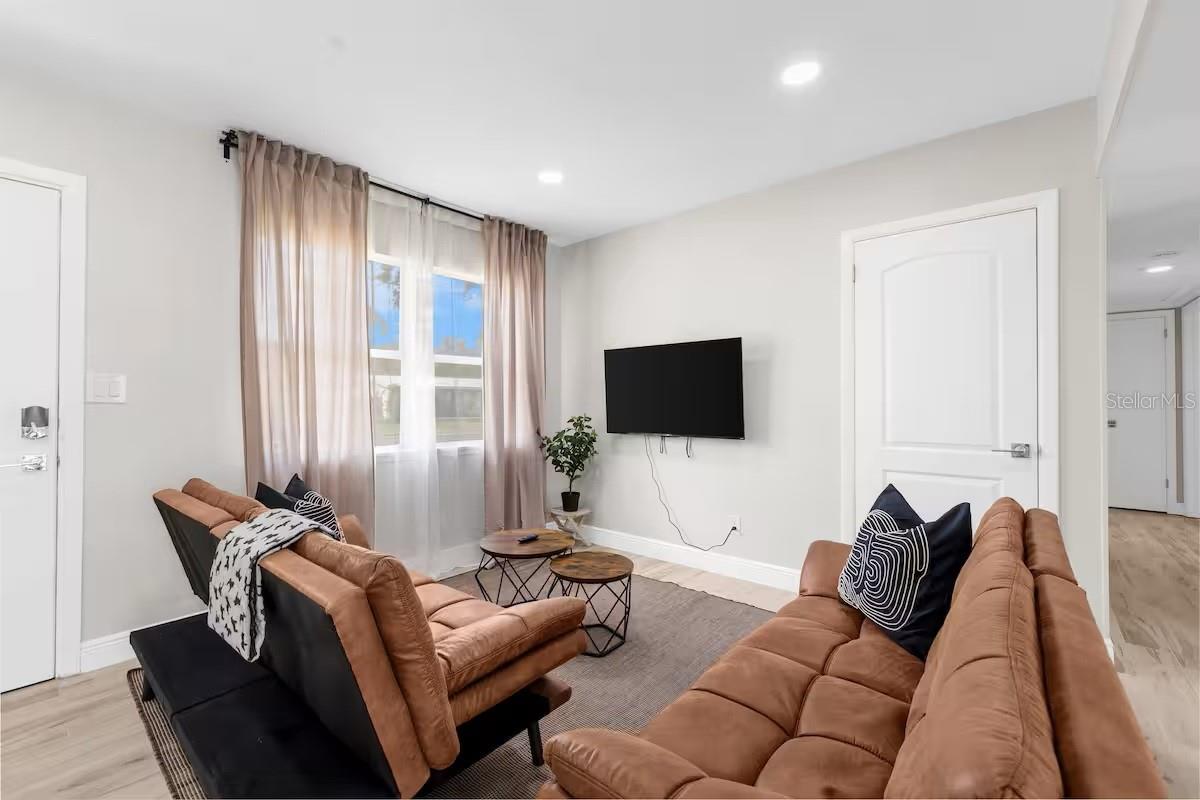 CROSS BAYOU ESTATES - Residential