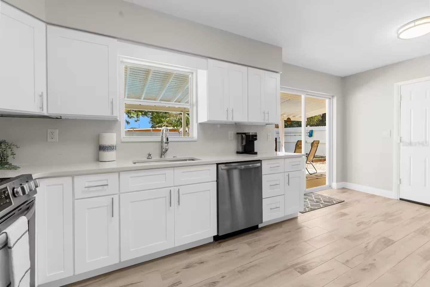 CROSS BAYOU ESTATES - Residential