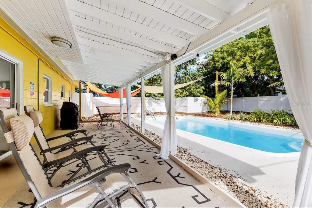 Photo of 8215 Quail Road, Seminole, FL 33777 (MLS # TB8484046)