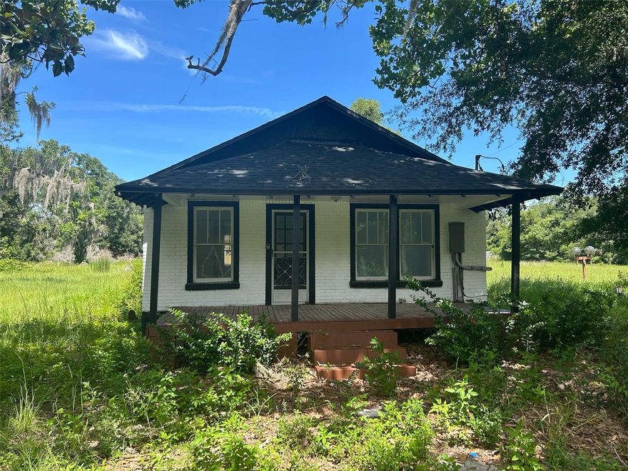 Renovated home on 2.5 acres of land. Well stablished neighorhood.