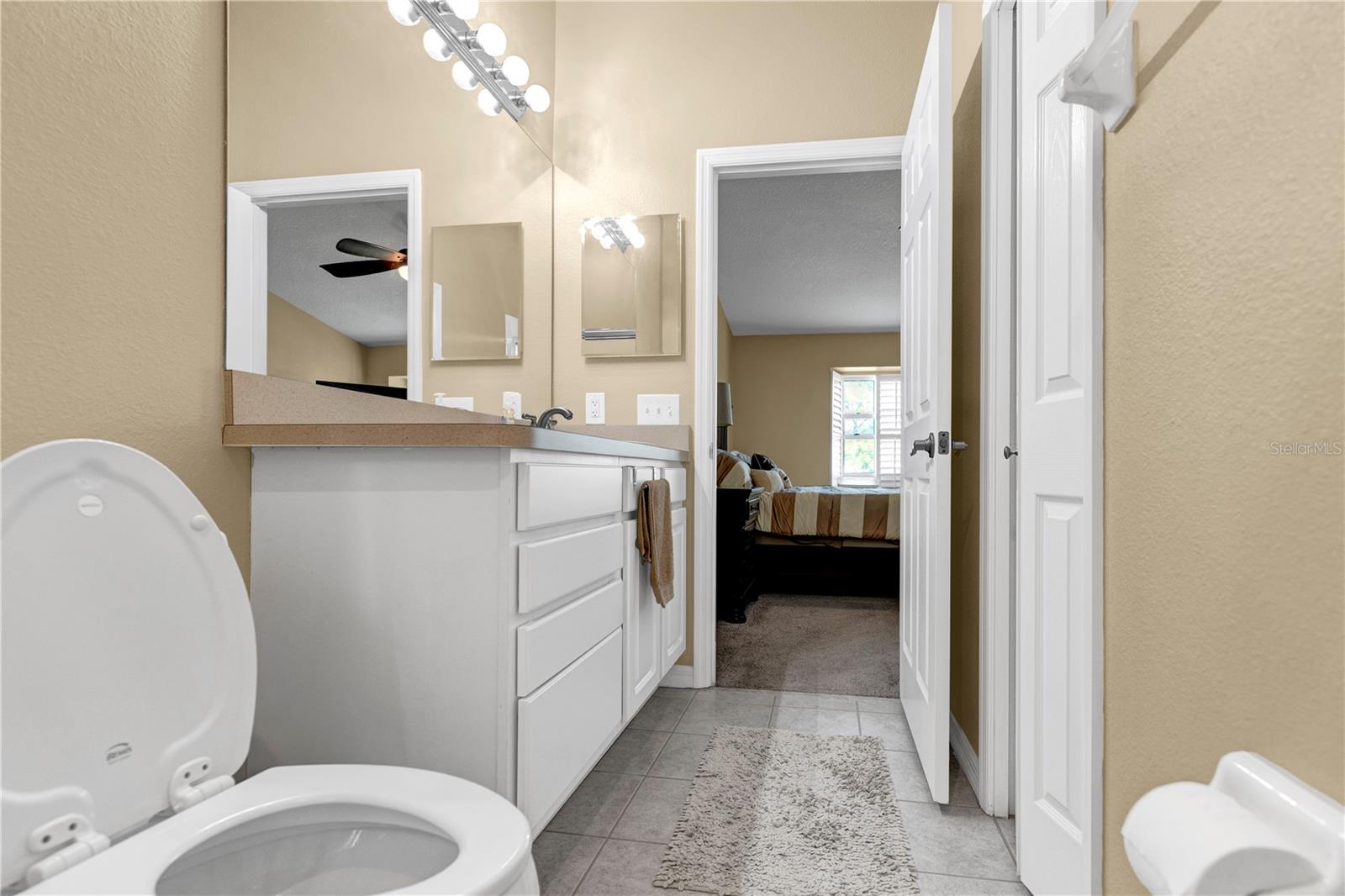 COVERED BRIDGE TWNHMS - Residential