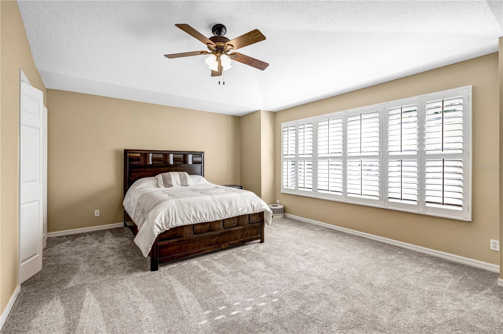 COVERED BRIDGE TWNHMS - Residential