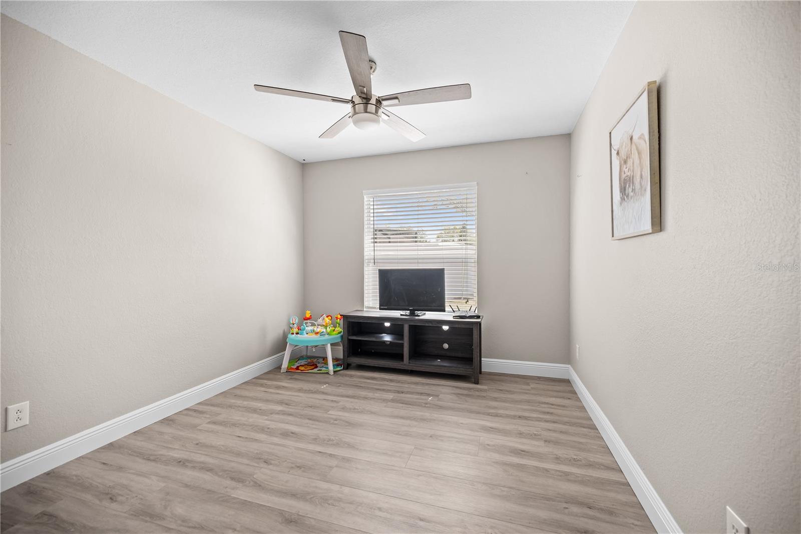 WALDEN LAKE 33 3 CORRECTIVE PLACE - Residential