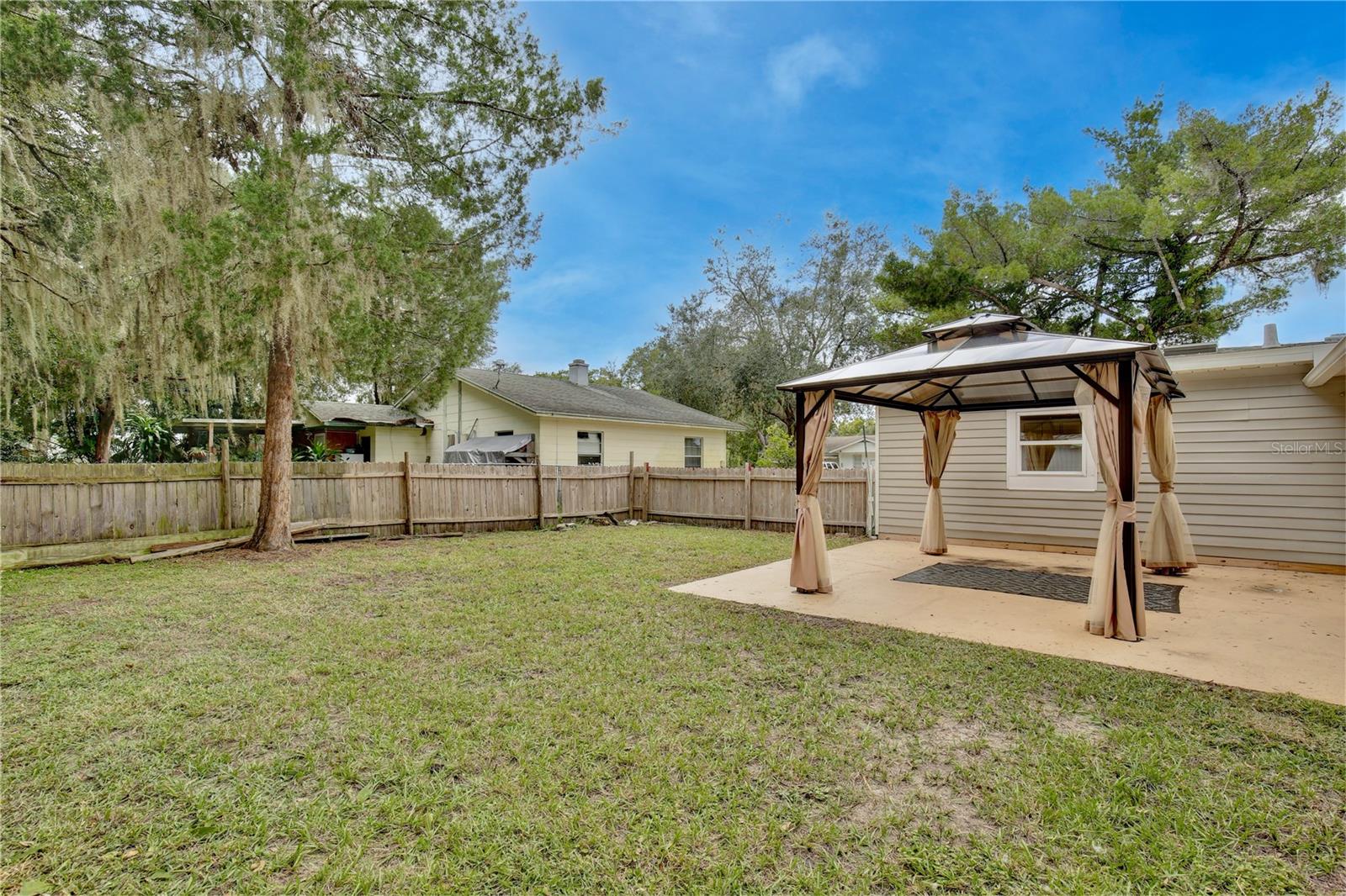 UMATILLA NORTH UMATILLA - Residential
