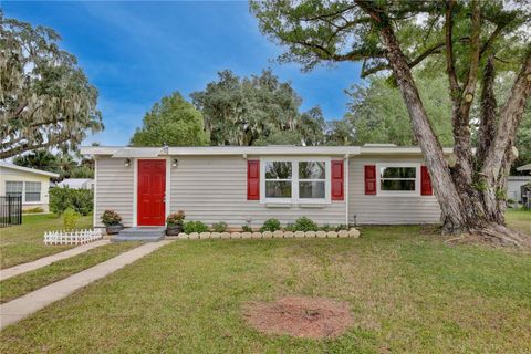780 N KENTUCKY AVENUE UMATILLA FL 32784
