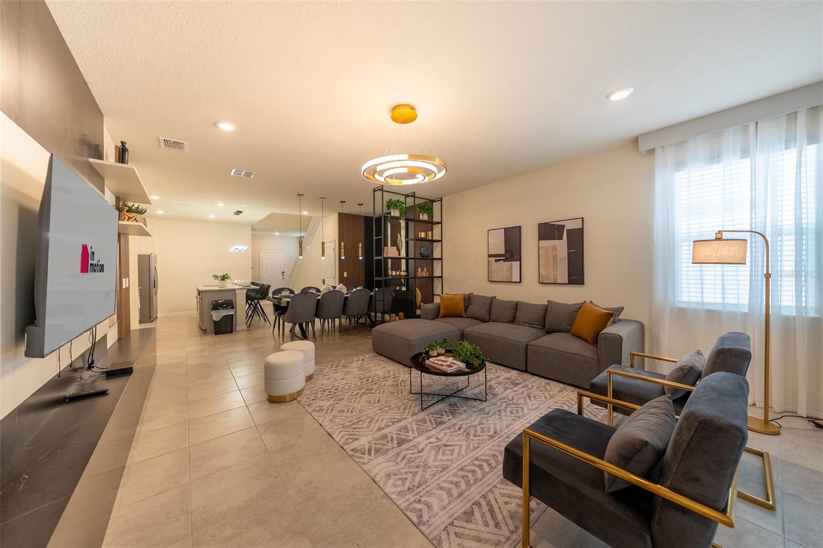 WINDSOR ISLAND RESIDENCE PH 3 - Residential