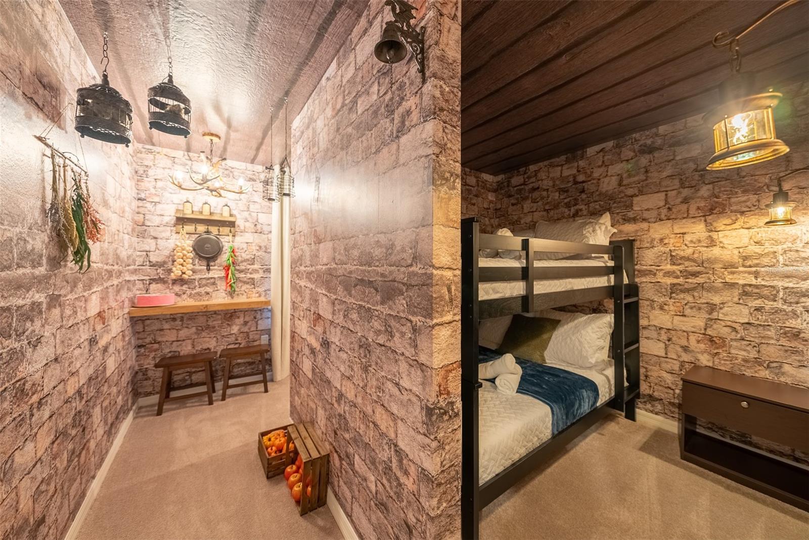 WINDSOR ISLAND RESIDENCE PH 3 - Residential