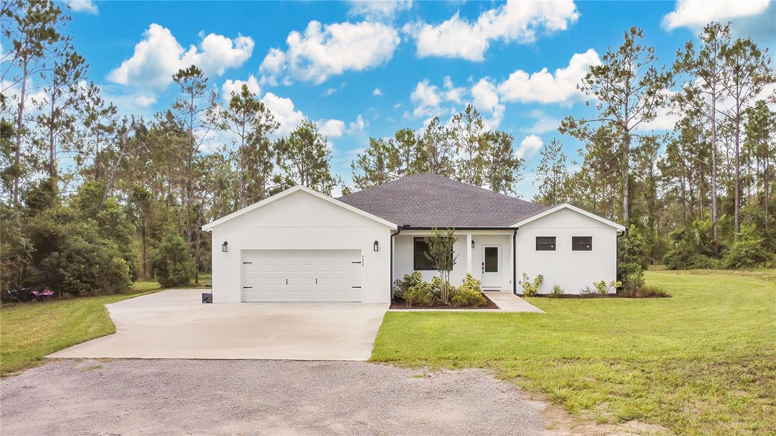 GROVELAND FARMS R24-T22-S35 - Residential