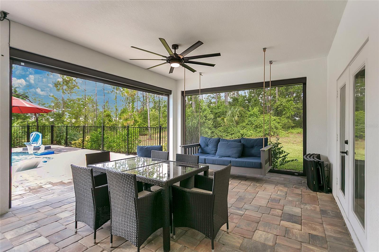 GROVELAND FARMS R24-T22-S35 - Residential