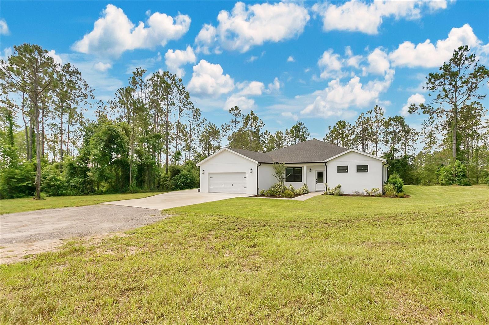 GROVELAND FARMS R24-T22-S35 - Residential