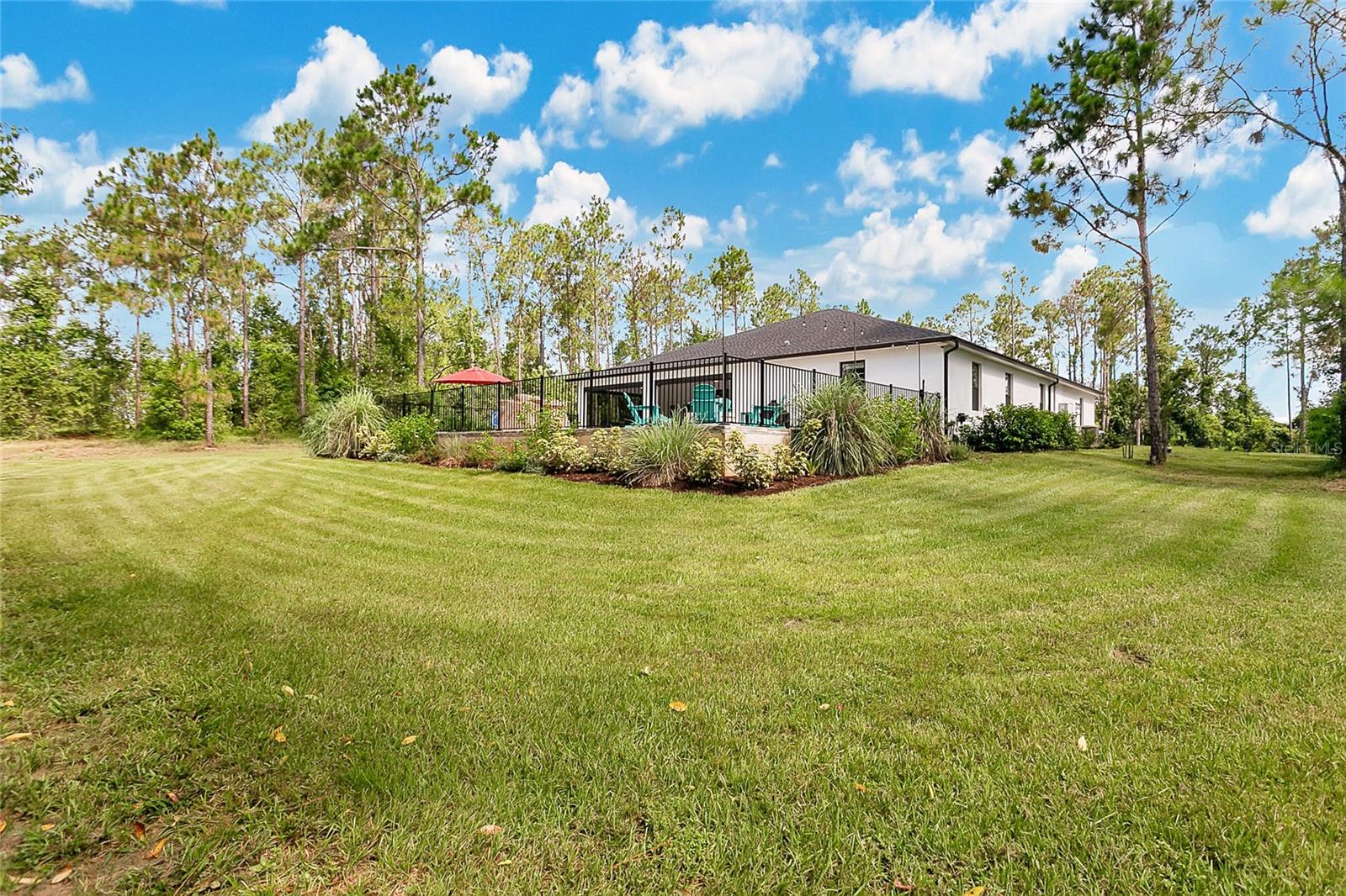 GROVELAND FARMS R24-T22-S35 - Residential