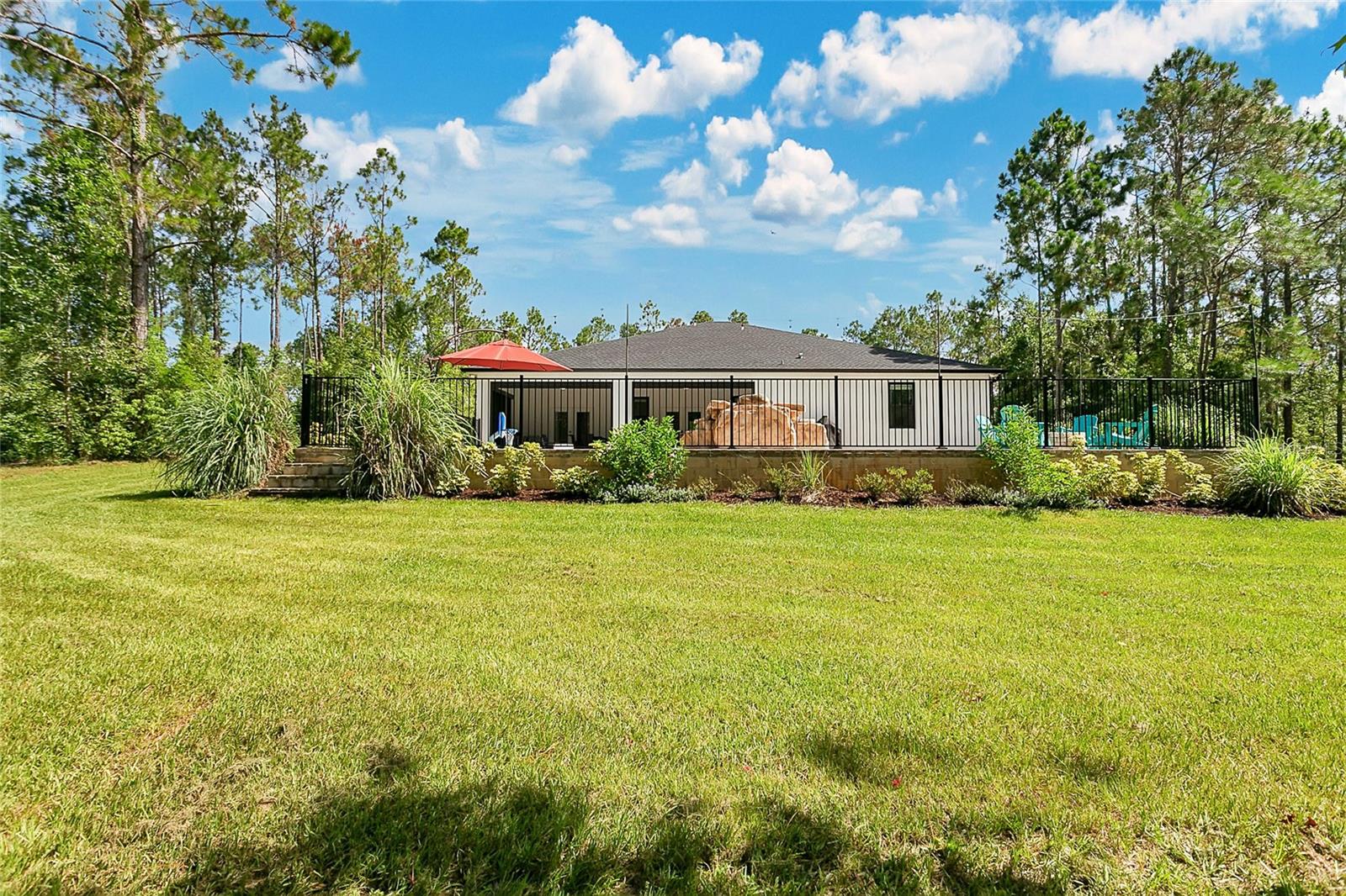 GROVELAND FARMS R24-T22-S35 - Residential