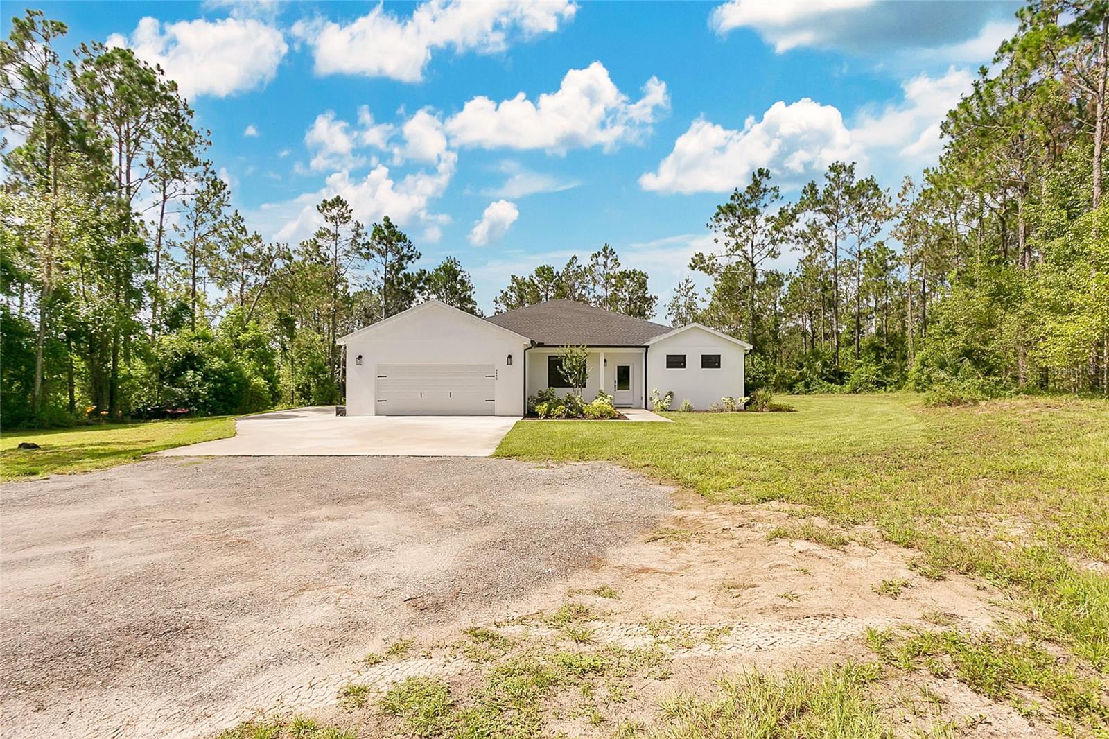 GROVELAND FARMS R24-T22-S35 - Residential