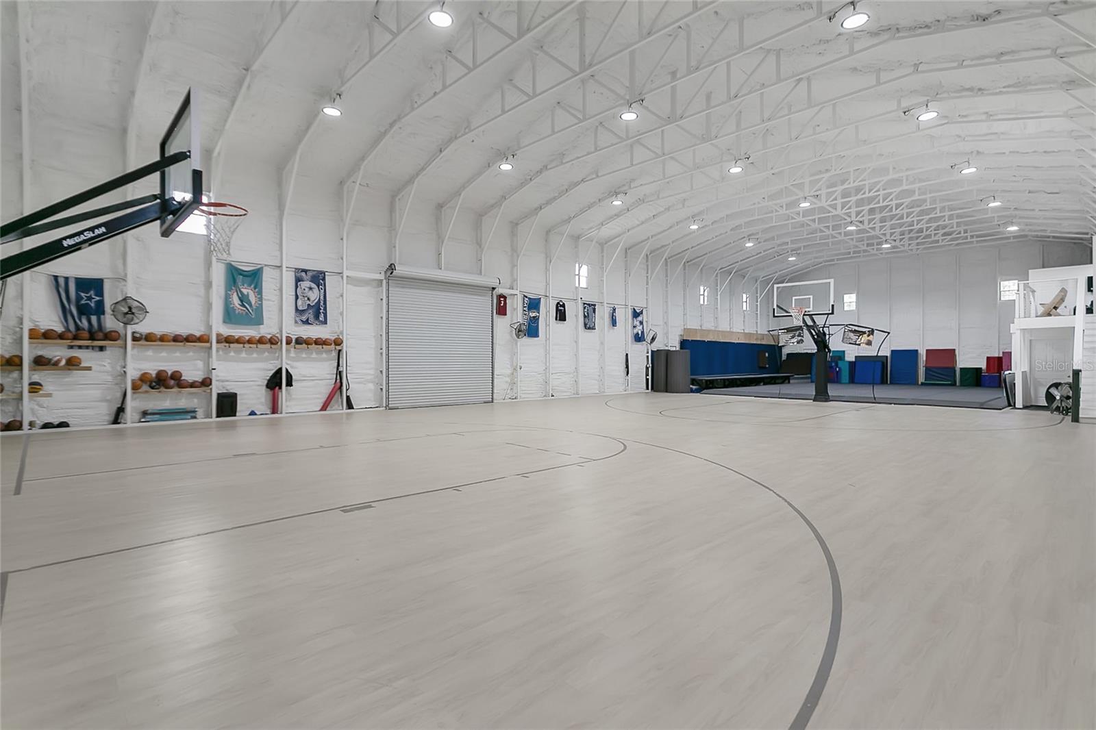 GROVELAND FARMS R24-T22-S35 - Residential