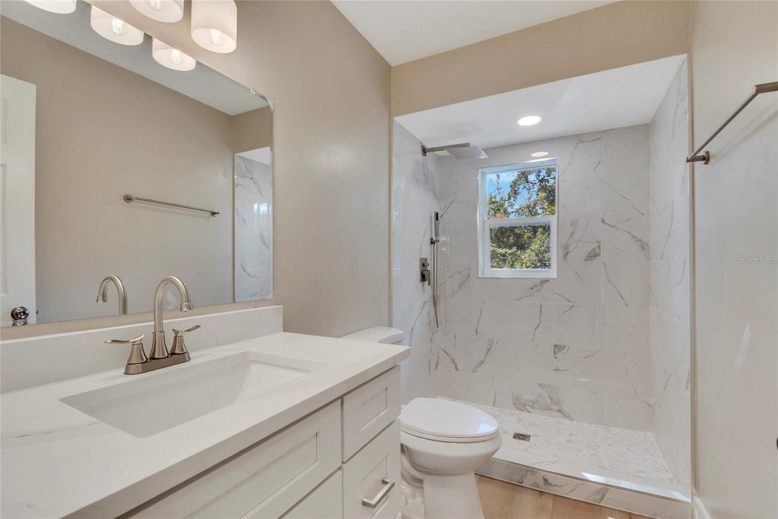 DUNNELLON HILLS - Residential