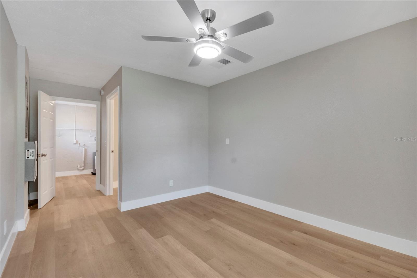 DUNNELLON HILLS - Residential