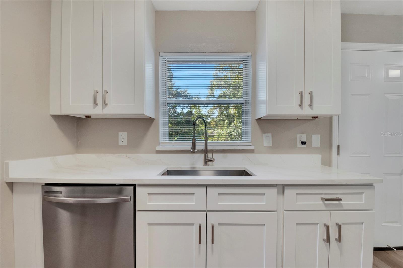 DUNNELLON HILLS - Residential