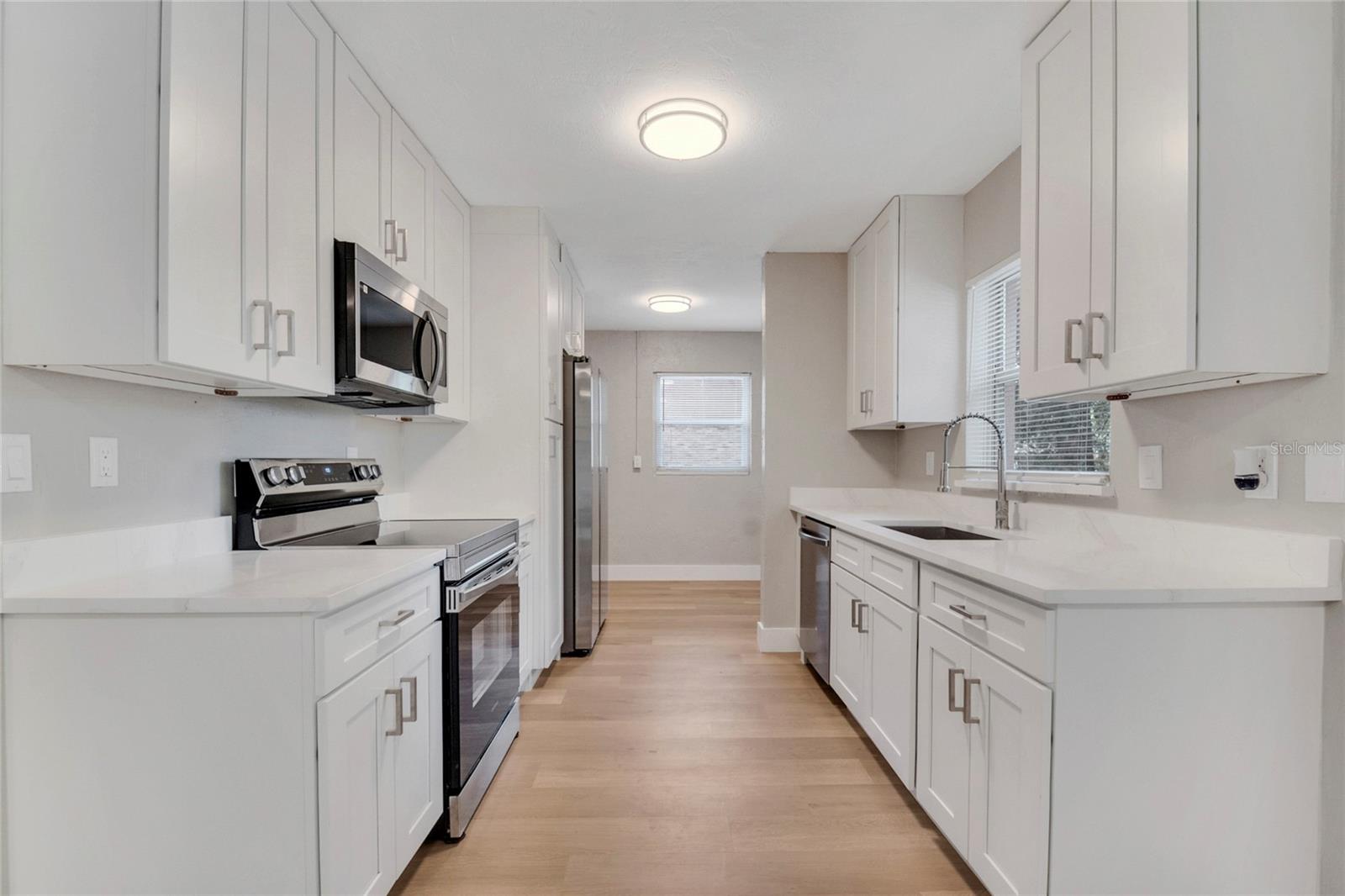 DUNNELLON HILLS - Residential