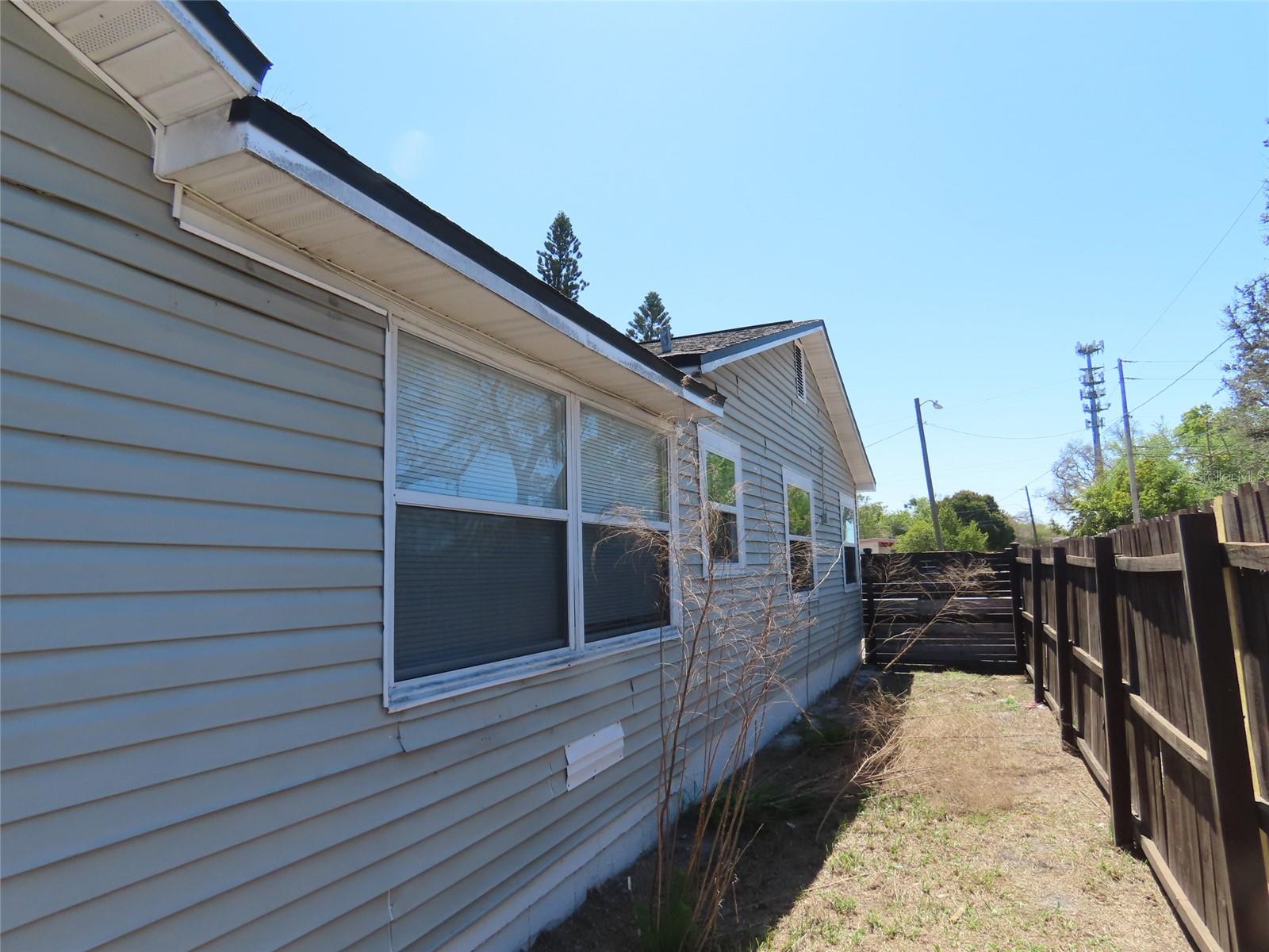 VICTORY HEIGHTS - Residential