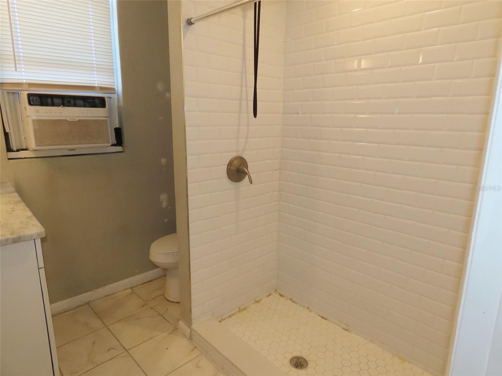 VICTORY HEIGHTS - Residential