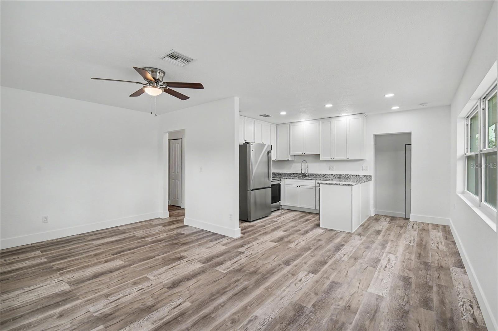 1423 18TH STREET W