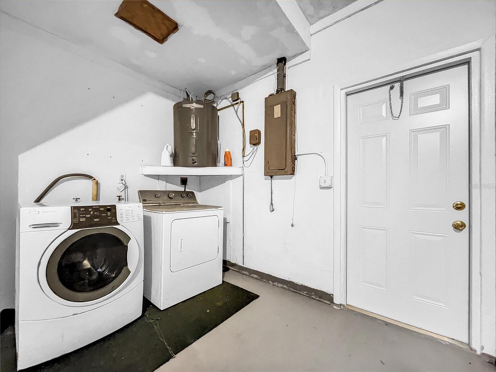 SPRING HILL - Residential