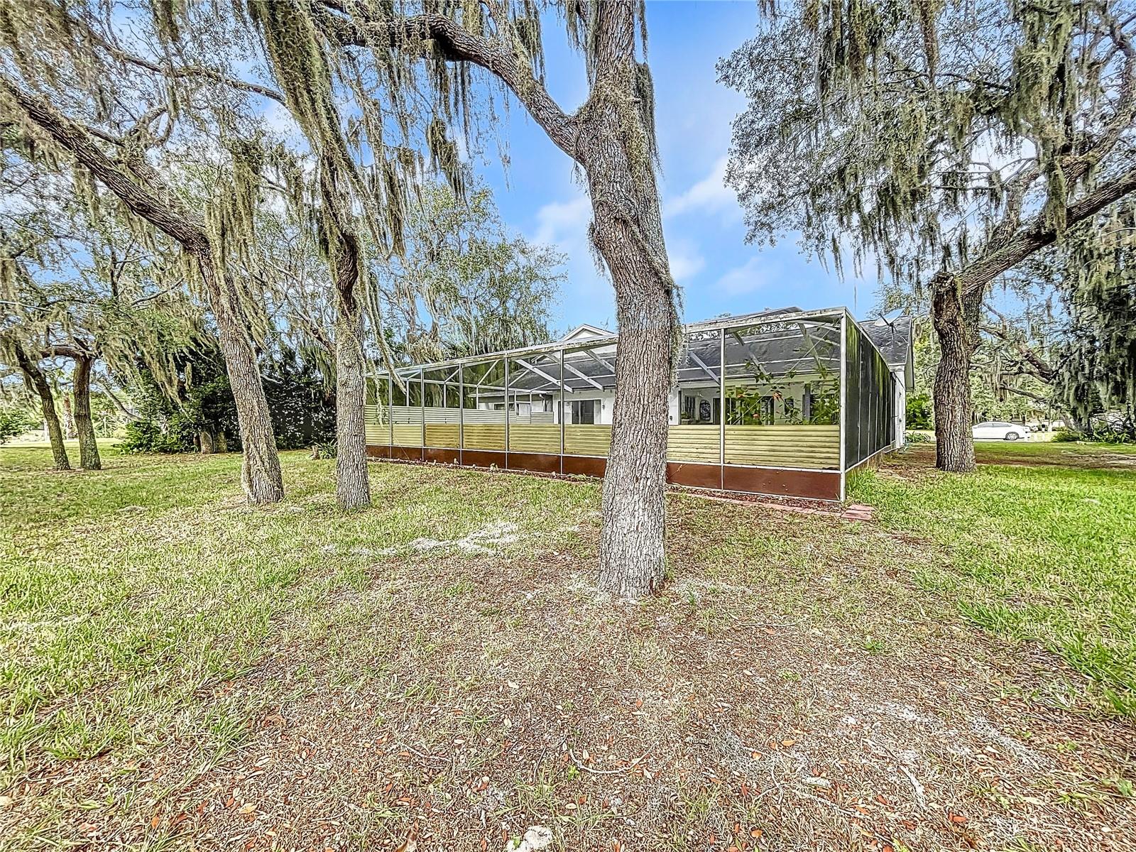 SPRING HILL - Residential