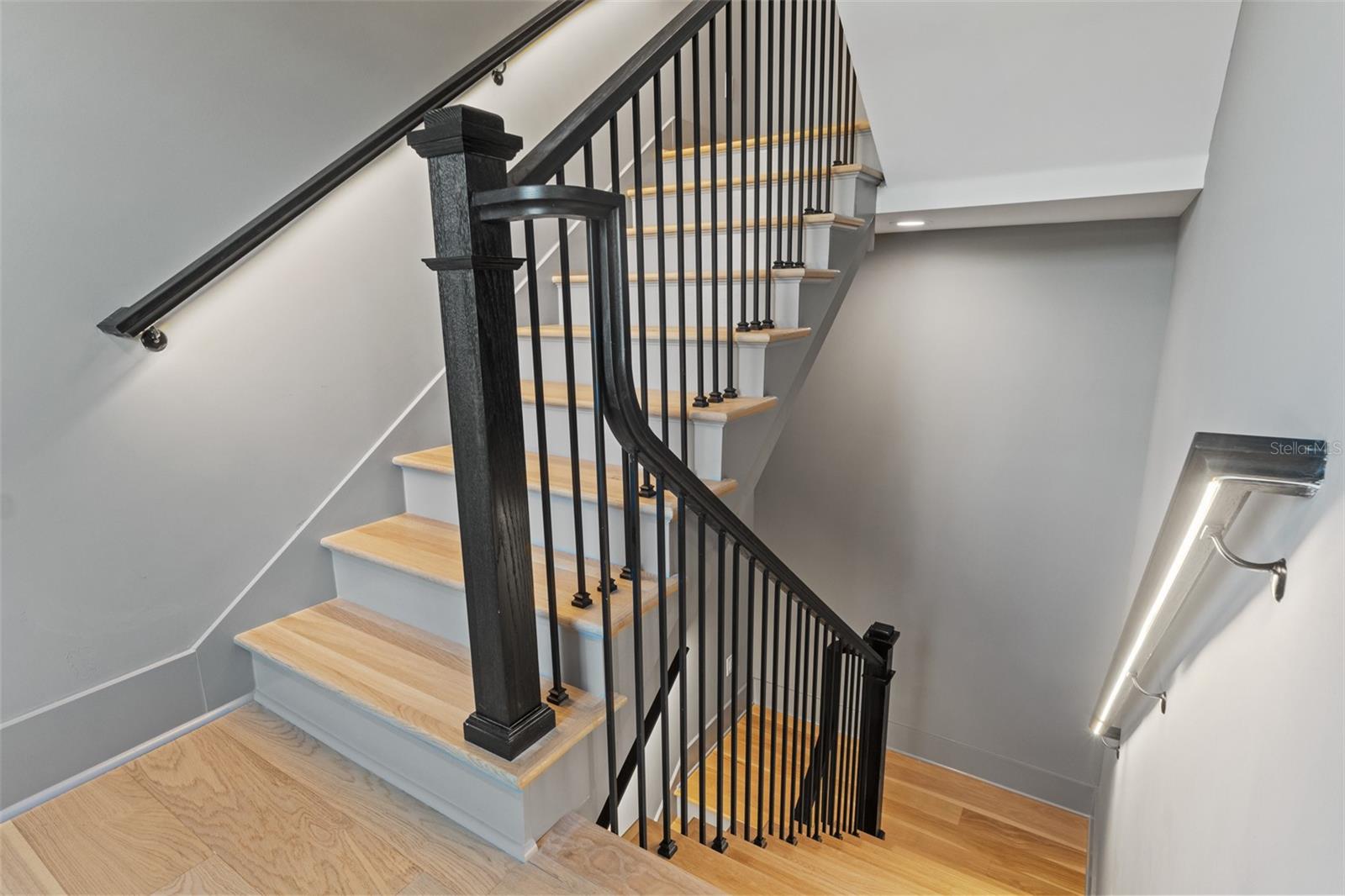 RIDGEWOOD PARK - Residential Lease