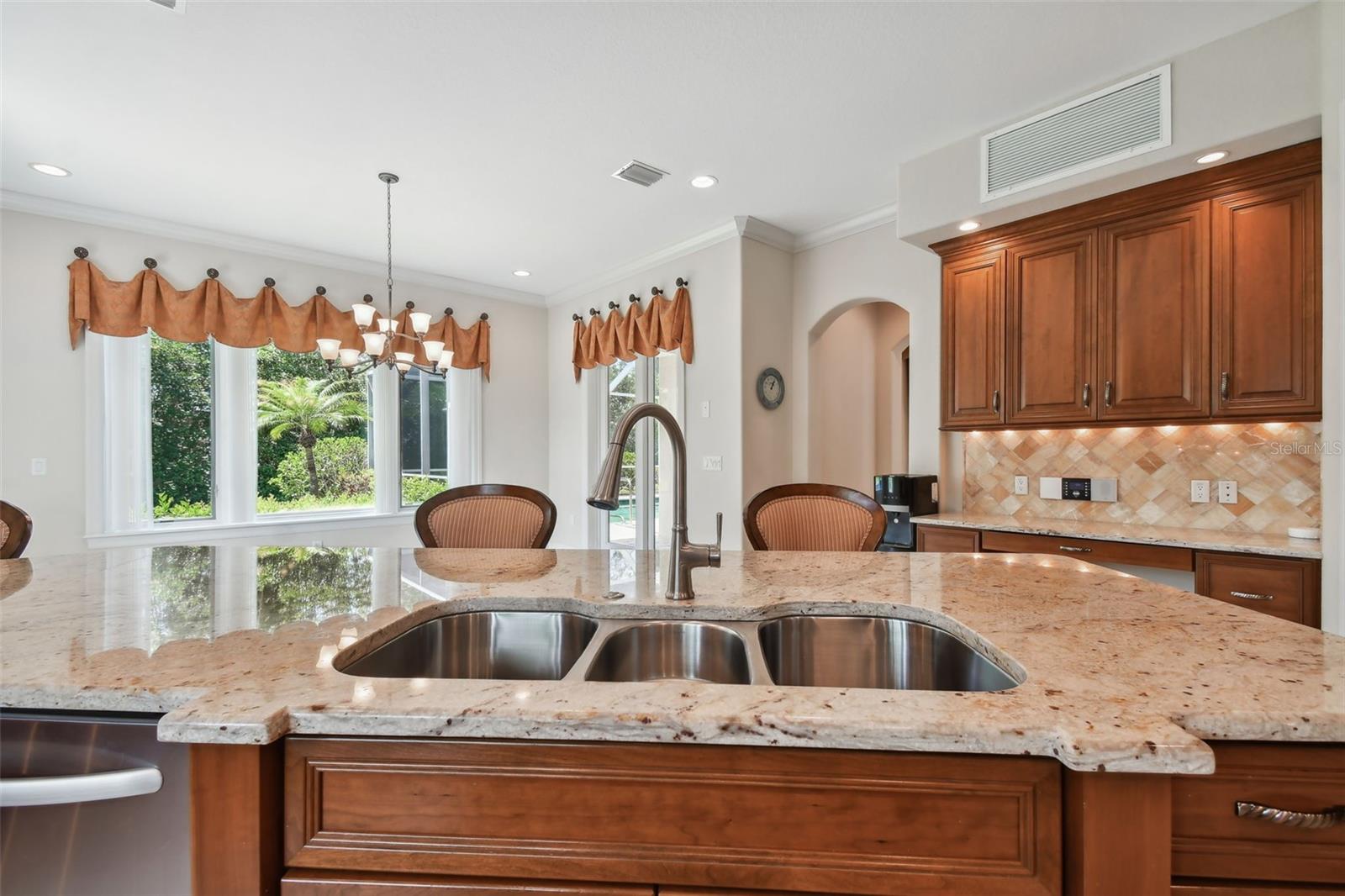 EASTLEIGH - Residential