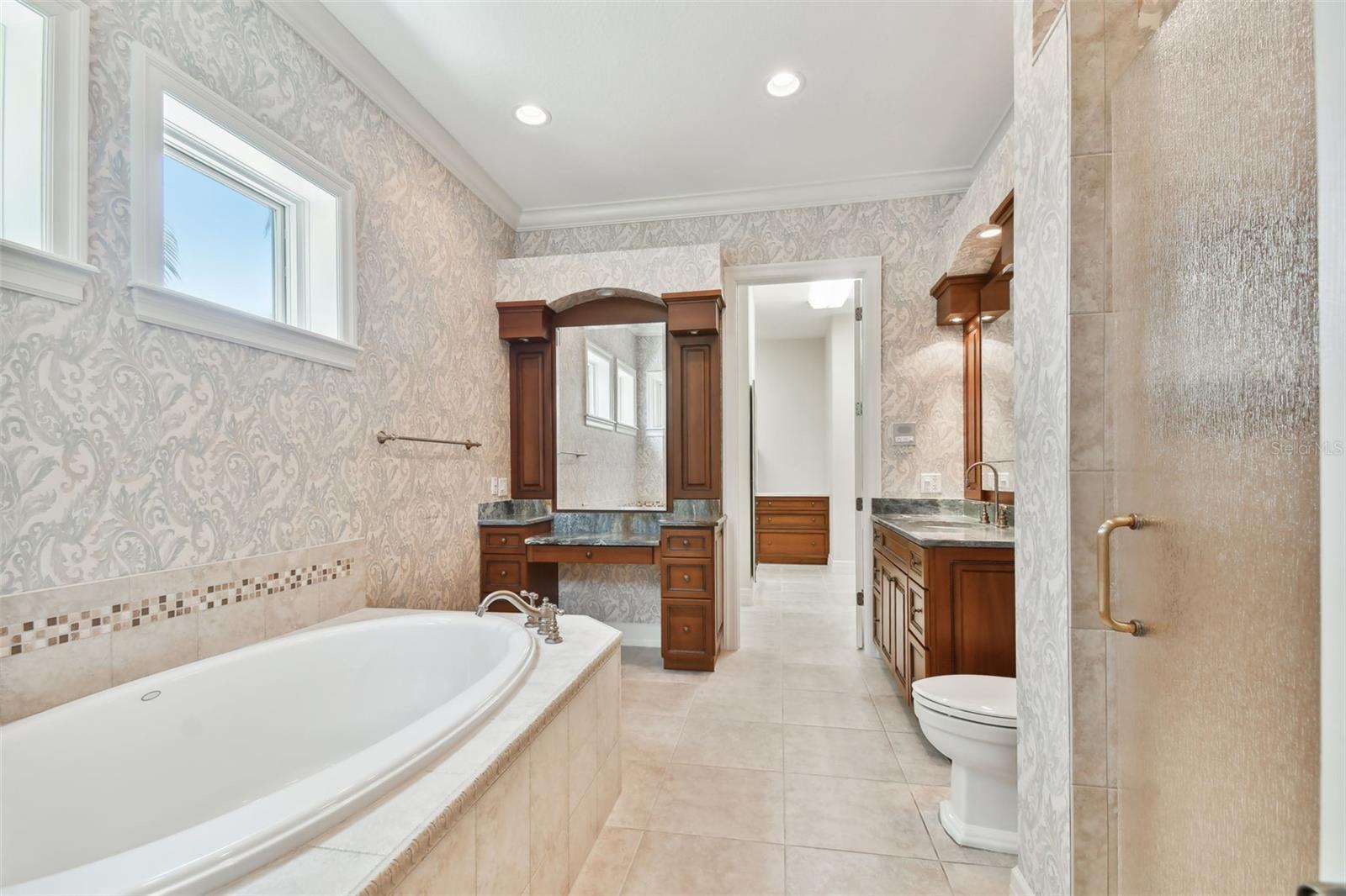 EASTLEIGH - Residential