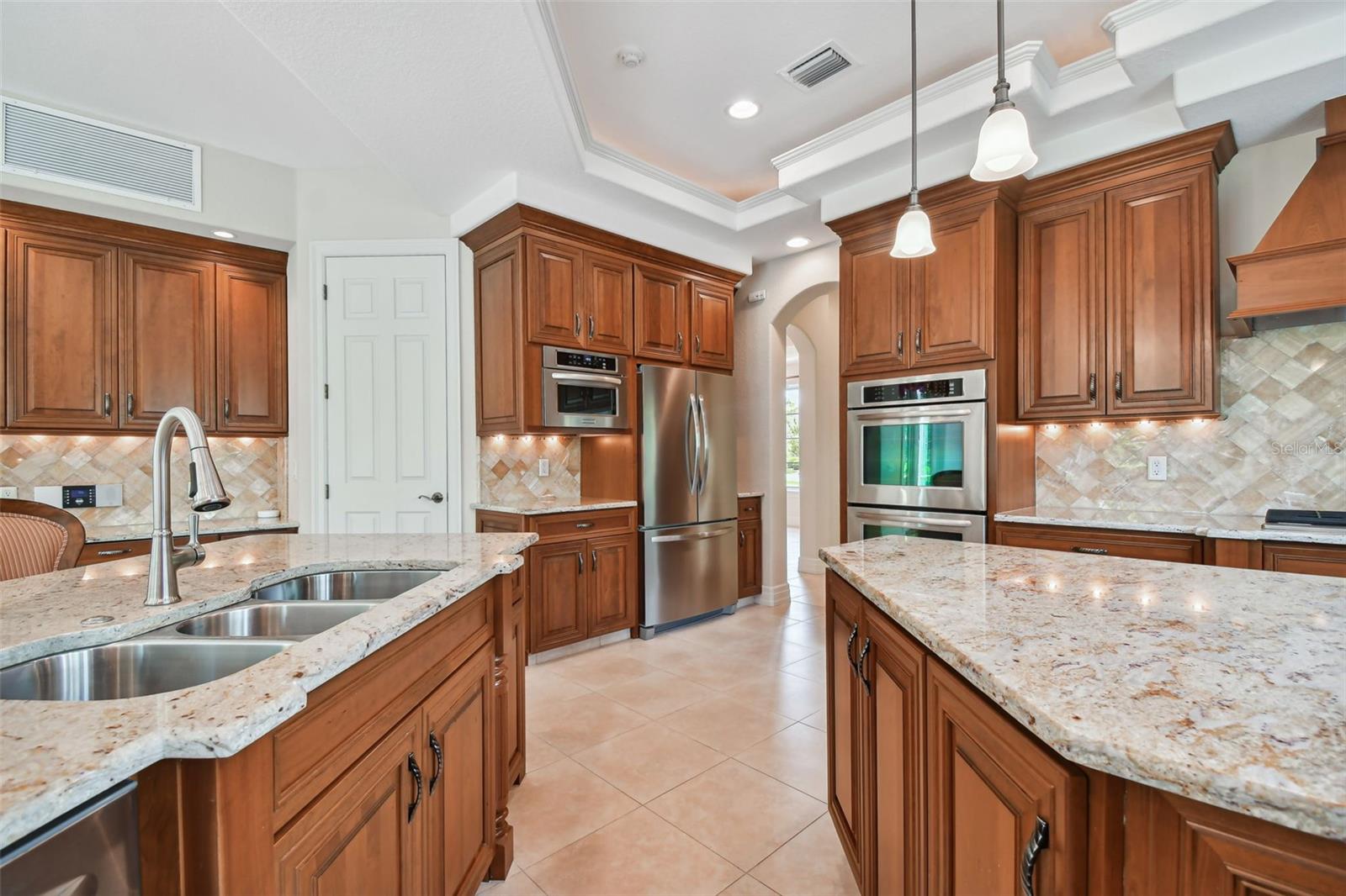 EASTLEIGH - Residential