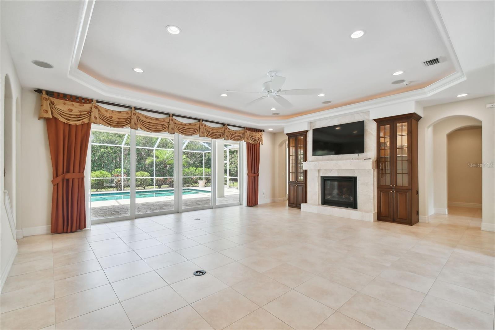 EASTLEIGH - Residential