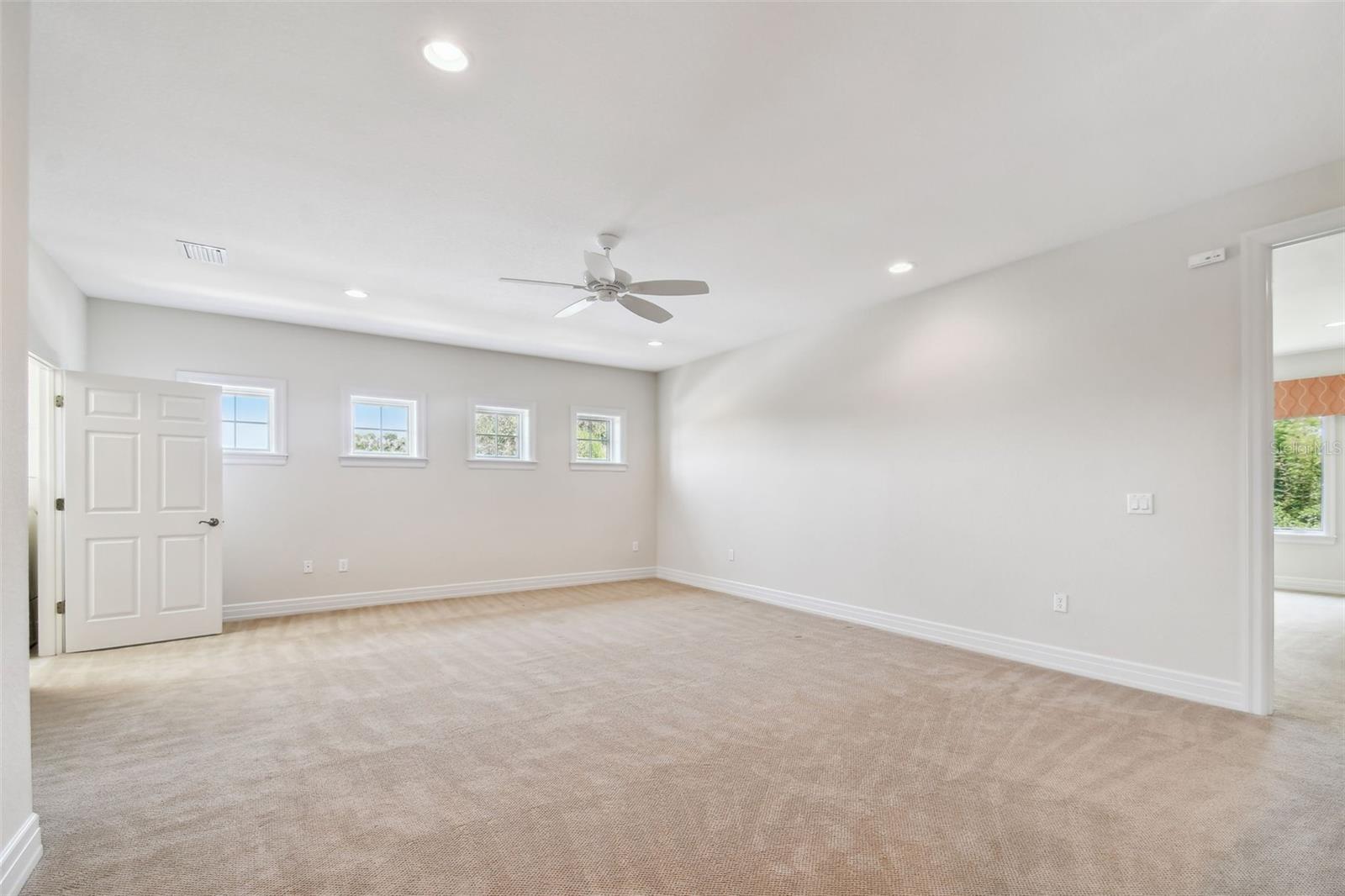 EASTLEIGH - Residential