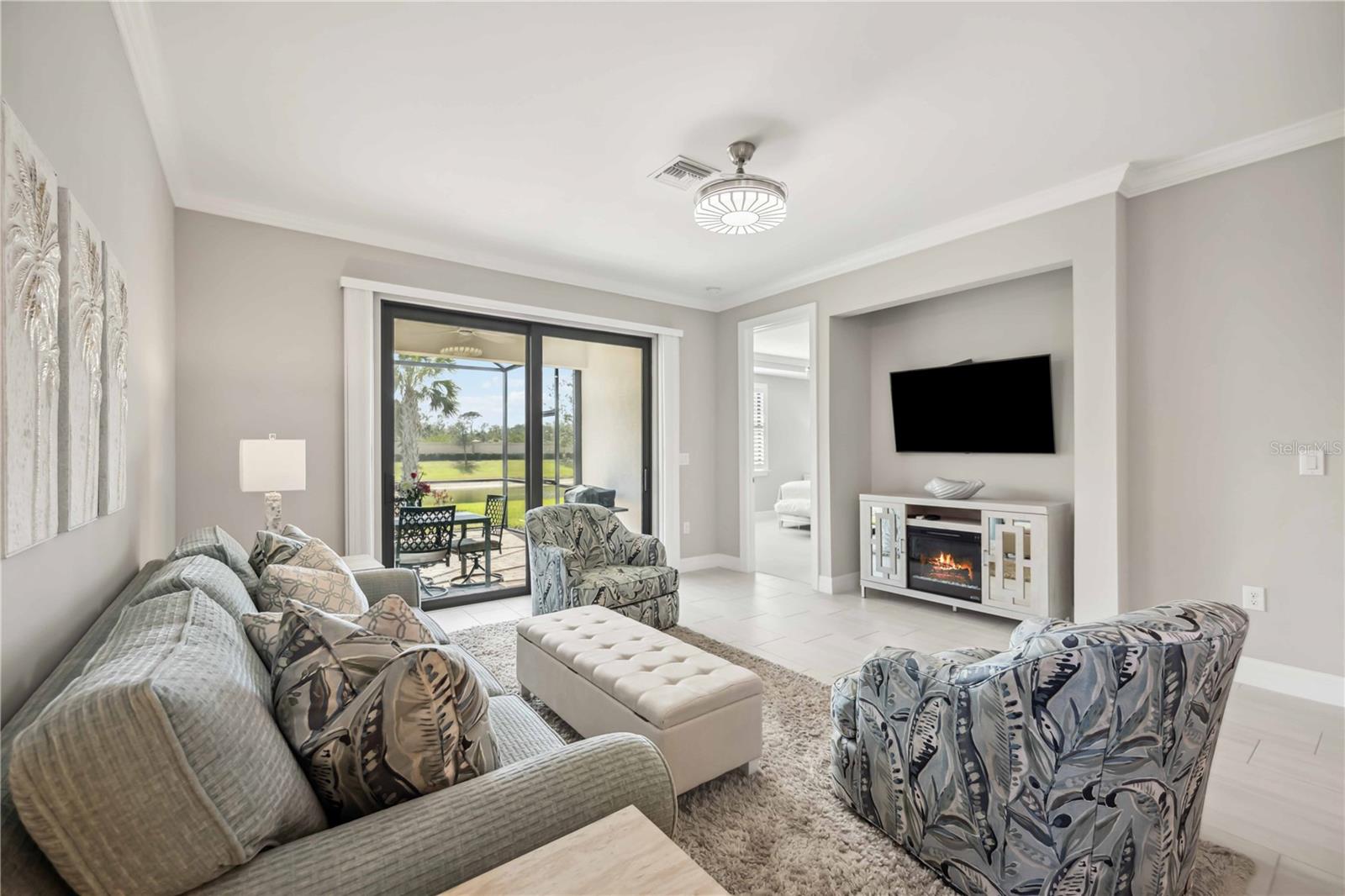 ISLANDWALK/THE WEST VLGS PH 6 - Residential