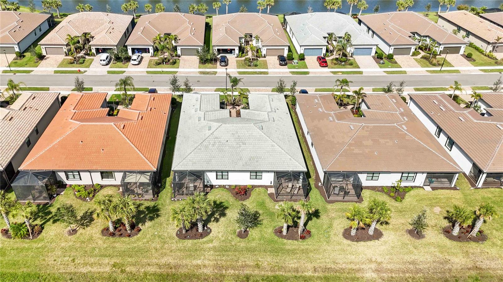 ISLANDWALK/THE WEST VLGS PH 6 - Residential