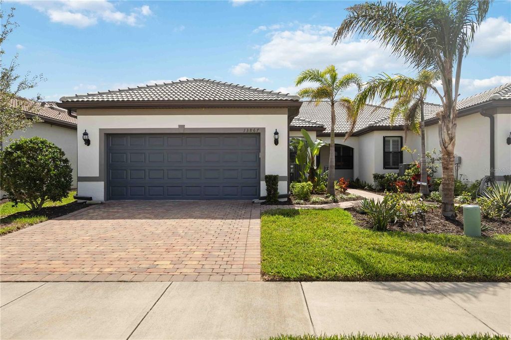 Photo of 13867 Vadini Street, Venice, FL 34293 (MLS # N6137329)