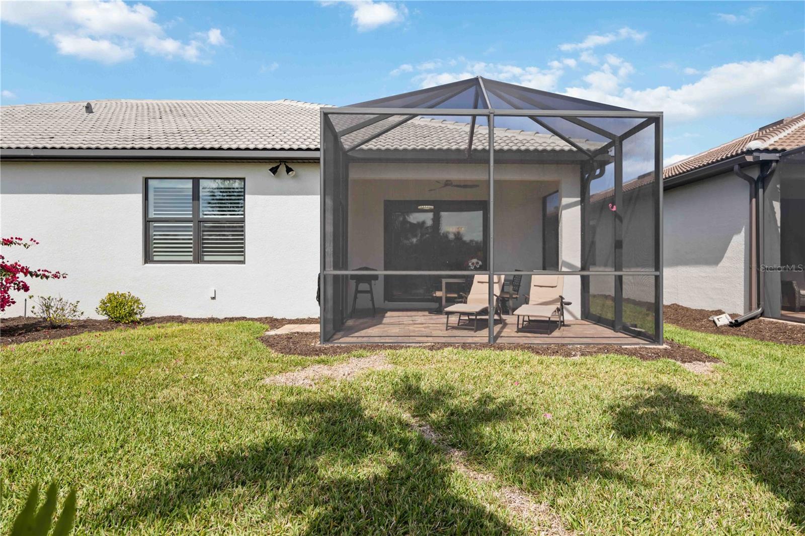 ISLANDWALK/THE WEST VLGS PH 6 - Residential