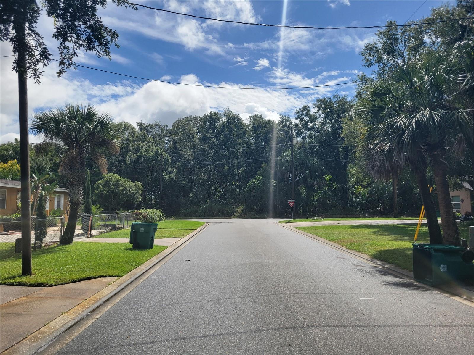 MARY JEAN SUB - Land