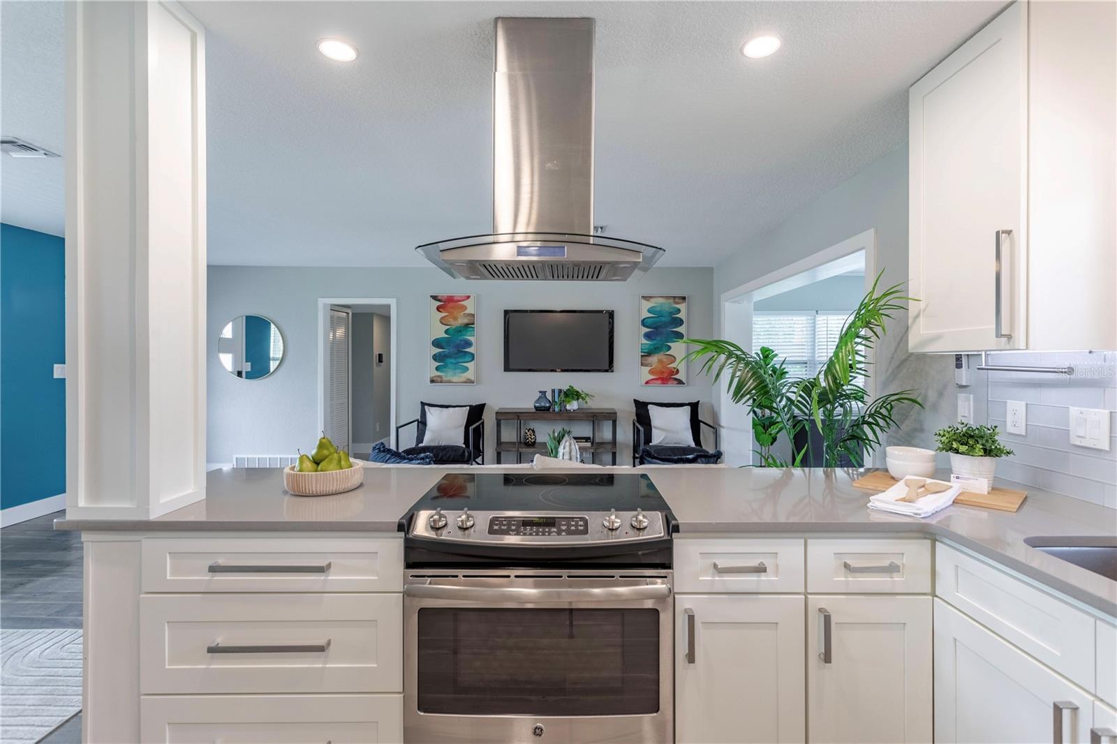 DOVER SHORES SIXTH ADD - Residential