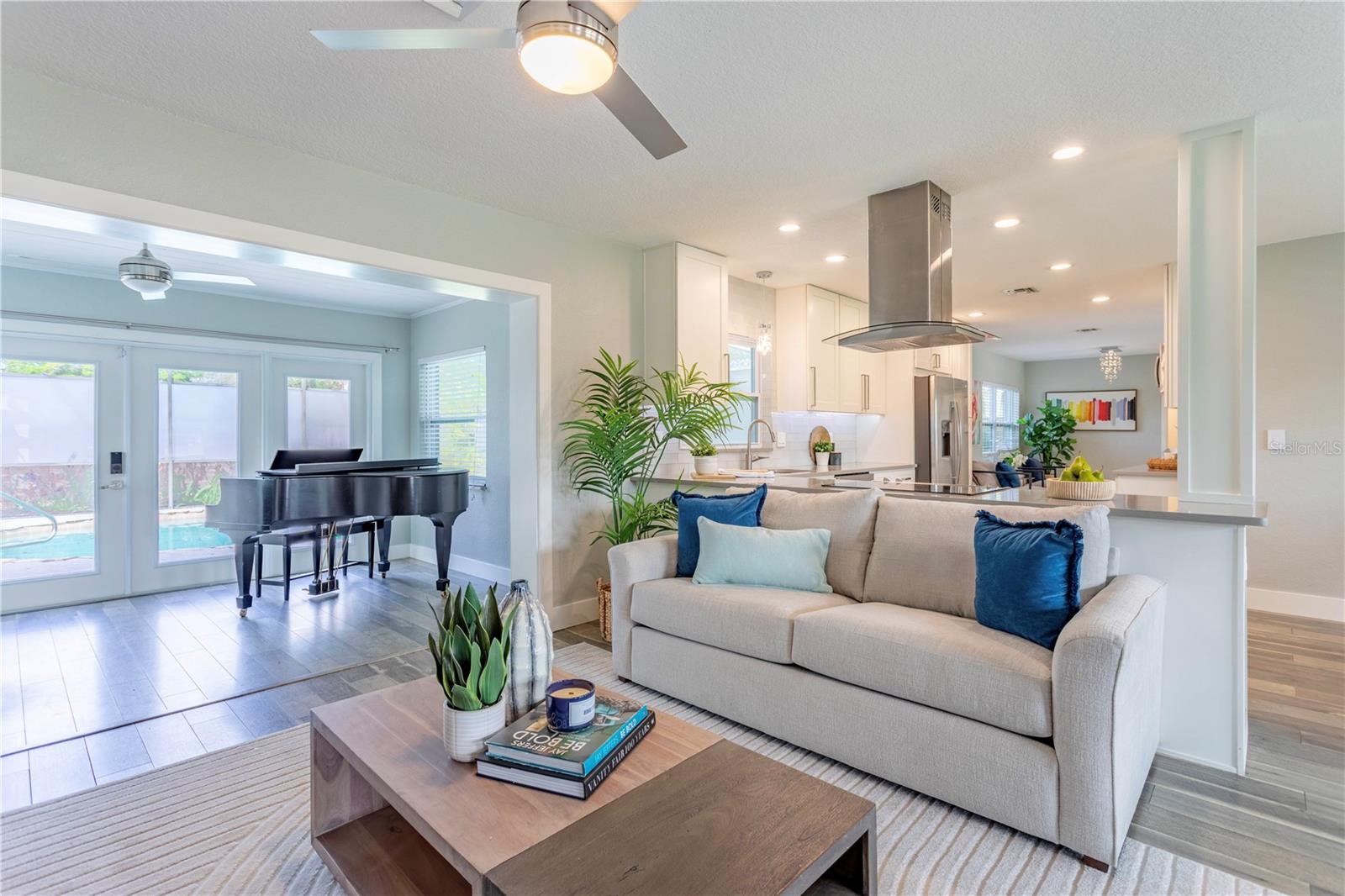 DOVER SHORES SIXTH ADD - Residential