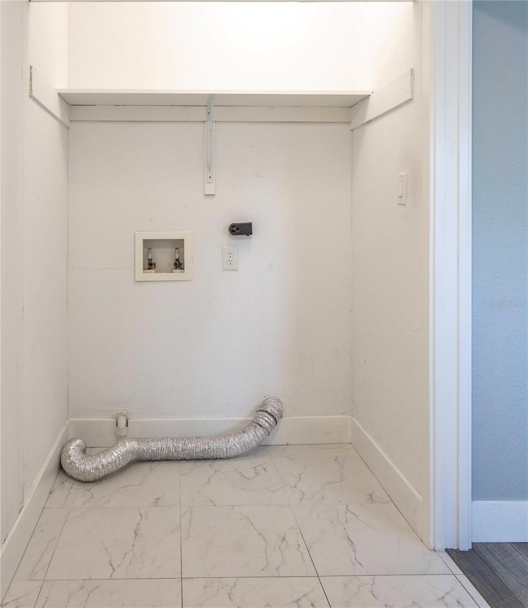 DOVER SHORES SIXTH ADD - Residential