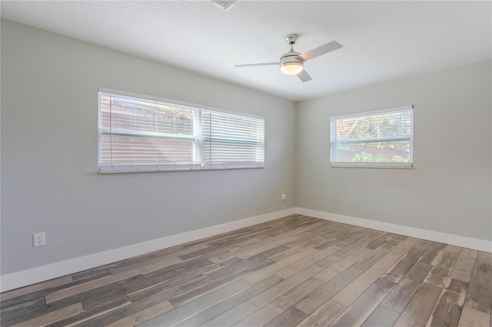 DOVER SHORES SIXTH ADD - Residential