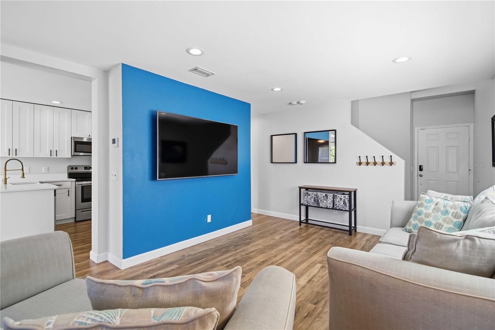 LIGHTHOUSE COVE AT HERITAGE HARBOUR UN 2 - Residential