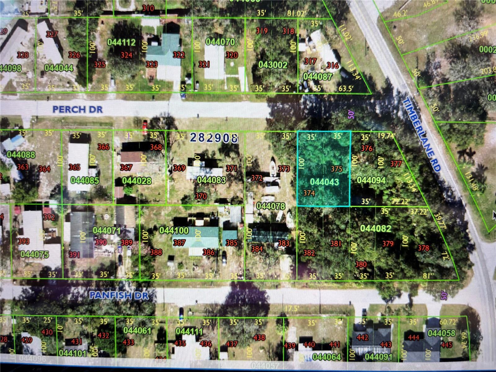 Discover the perfect opportunity to build your future on this spacious vacant lot, ideal for a mobile or manufactured home.The Best part NO HOA Located in a quiet area, this property offers the flexibility and freedom you need to create your dream setup—whether it’s a full-time residence or a weekend getaway. very closed to lake pierce and the boat ramp to have plenty of fun.