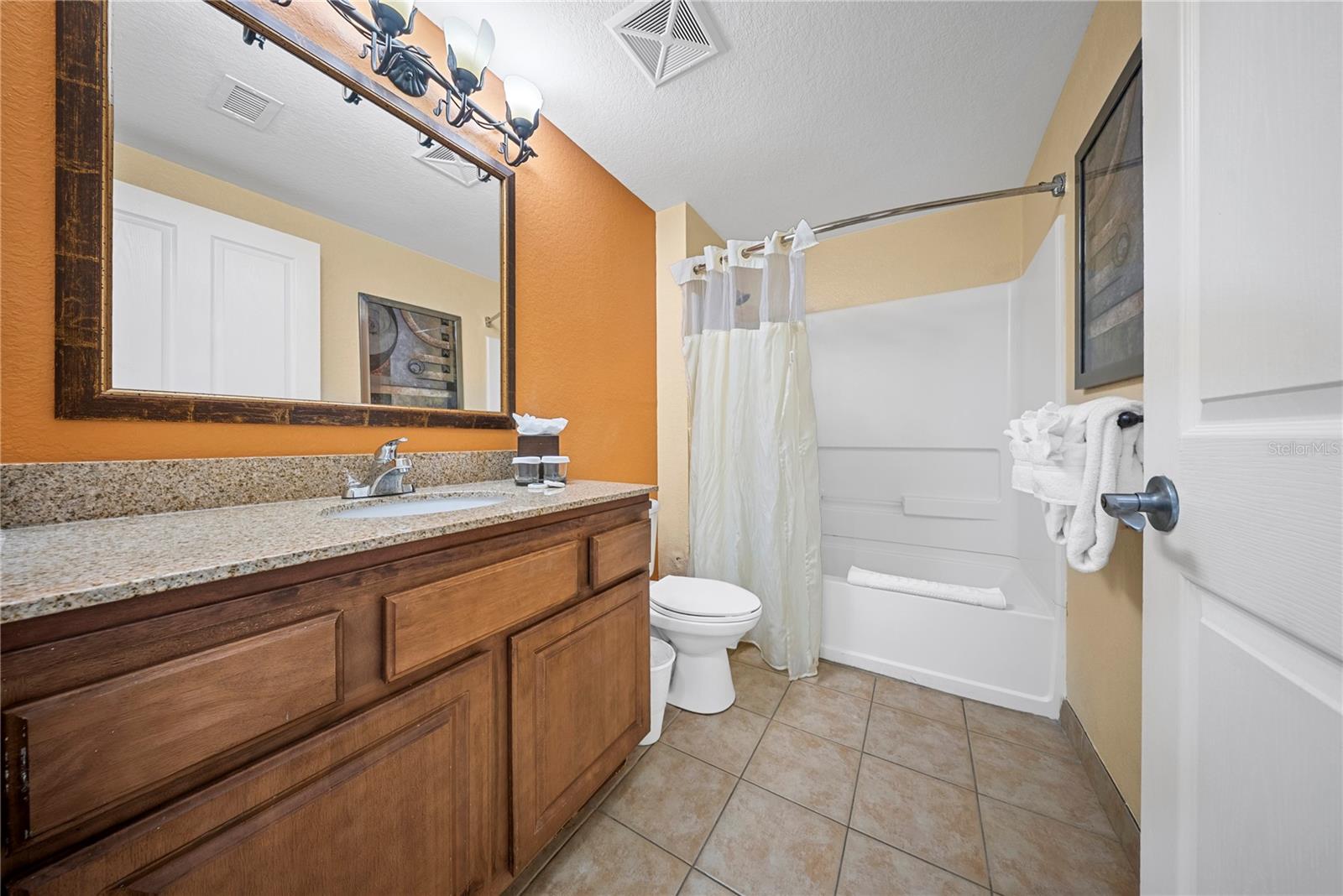 FLORIDAYS ORLANDO RESIDENCE - Residential