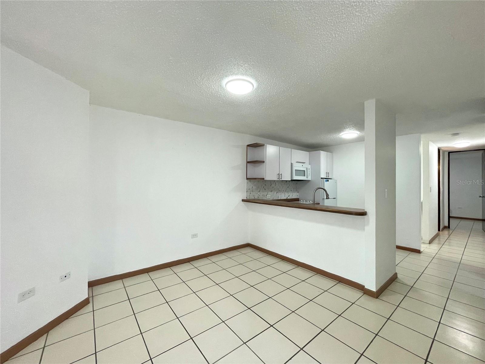 ISLA VERDE - Residential Lease