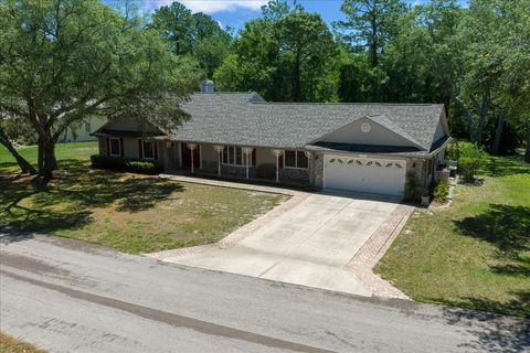 Tiny photo for 11 Sycamore Court W, Homosassa, FL 34446 (MLS # OM724331)