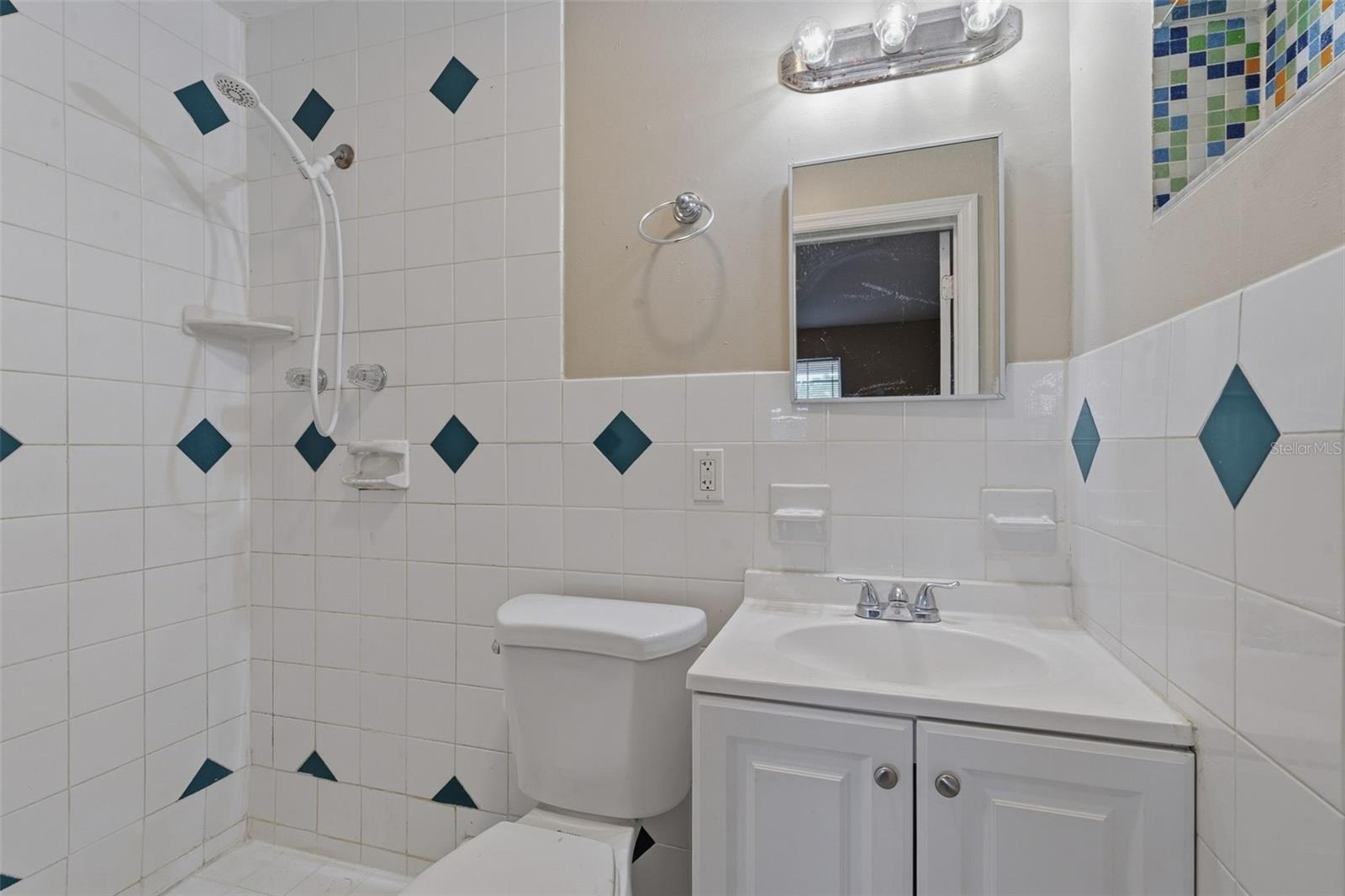 FAIRGATE 53-19 B - Residential