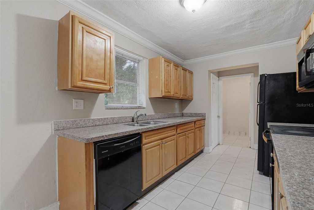 Photo of 427 SW 65th Avenue, Margate, FL 33068 (MLS # O6354454)