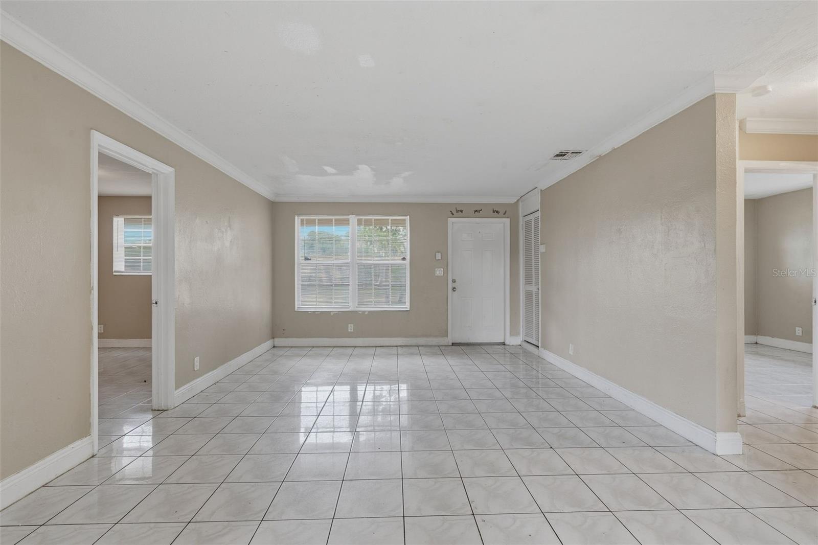 FAIRGATE 53-19 B - Residential